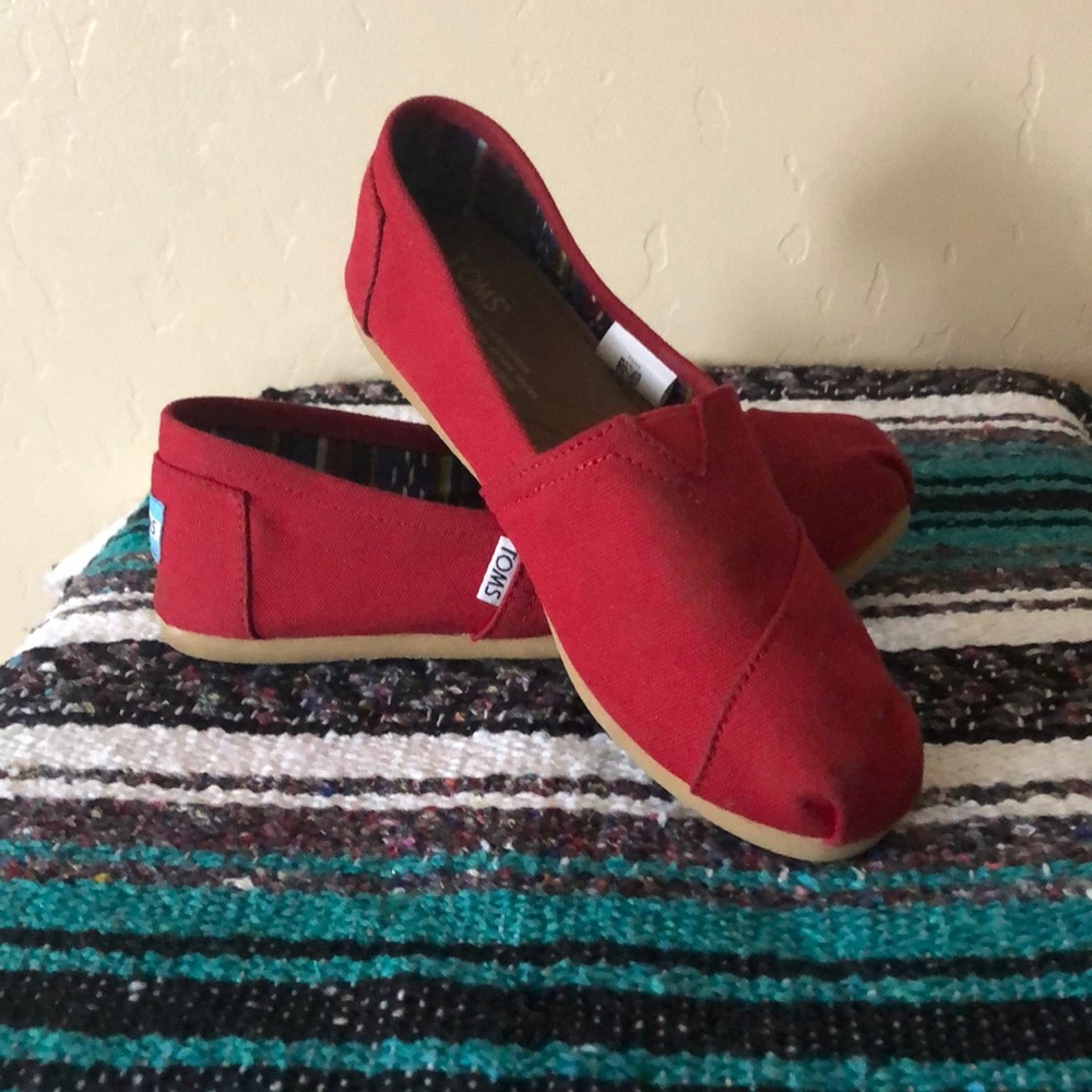Red Toms